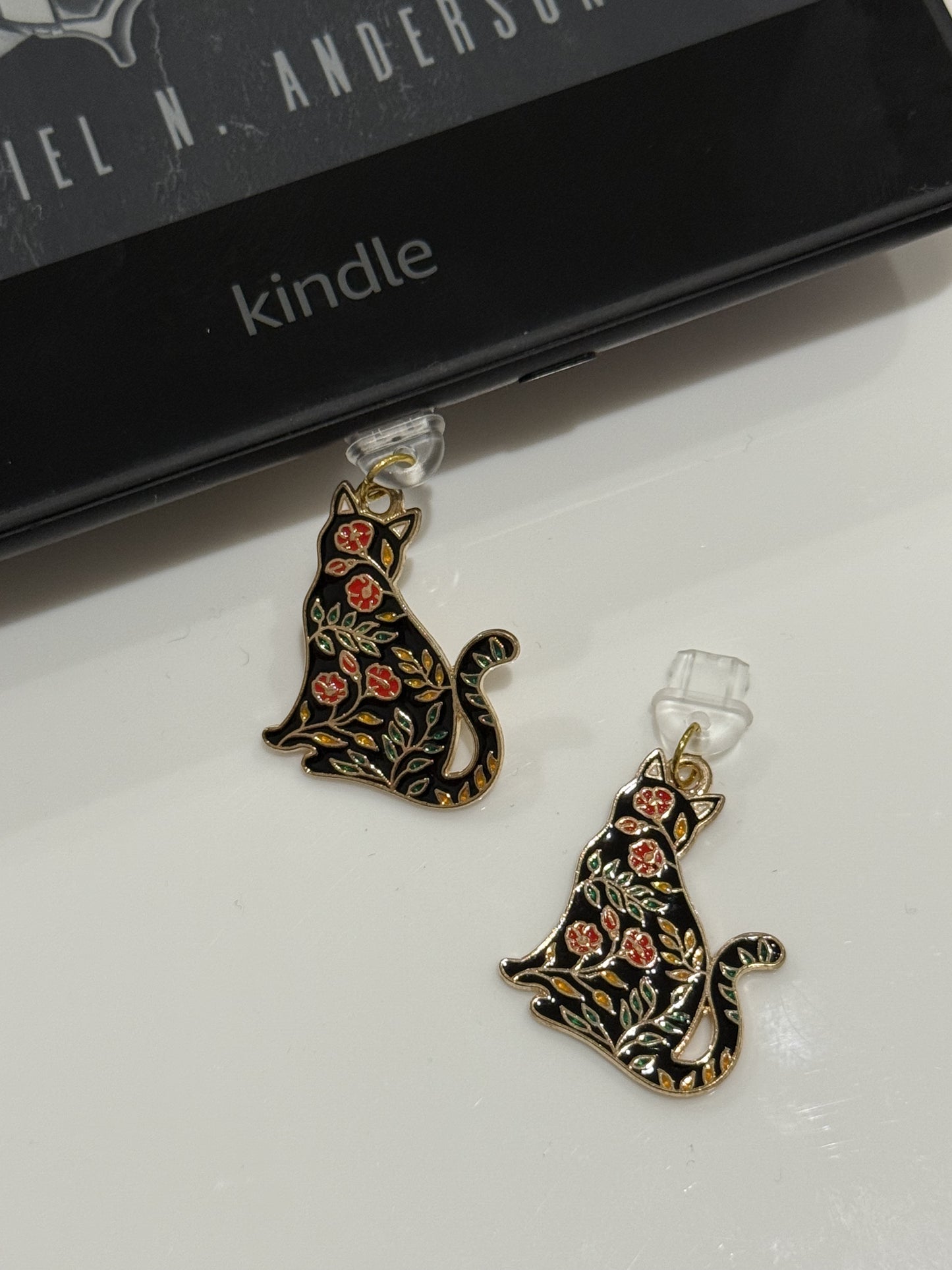 Mystical Cat Charm